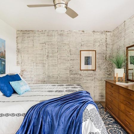 The Claremont #1 Apartment Финикс Екстериор снимка