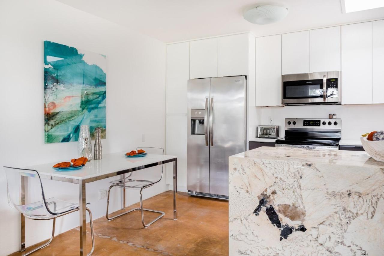 The Claremont #1 Apartment Финикс Екстериор снимка